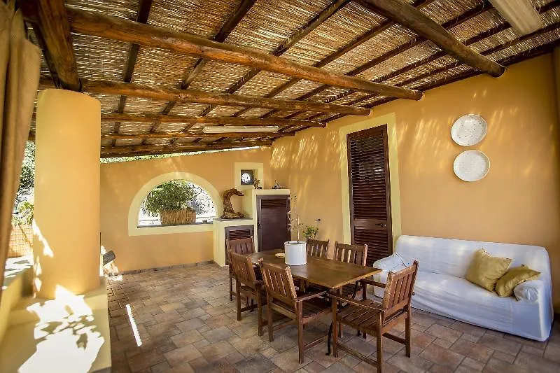Hotel Residence Al Belvedere Salina Leni 4*,