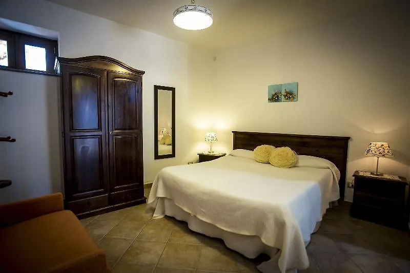 Hotel Residence Al Belvedere Salina Leni 4*,  Italien